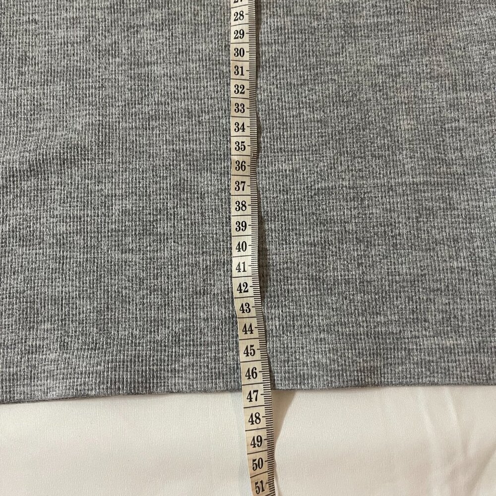 90 Degree by reflex. Gray in color, size S. Stretchable. Made in China. NTW - Picture 4 of 9